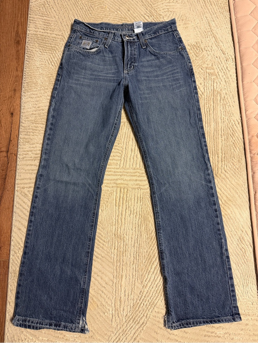 Cinch Men's Bootcut Jeans in Medium Blue Denim
